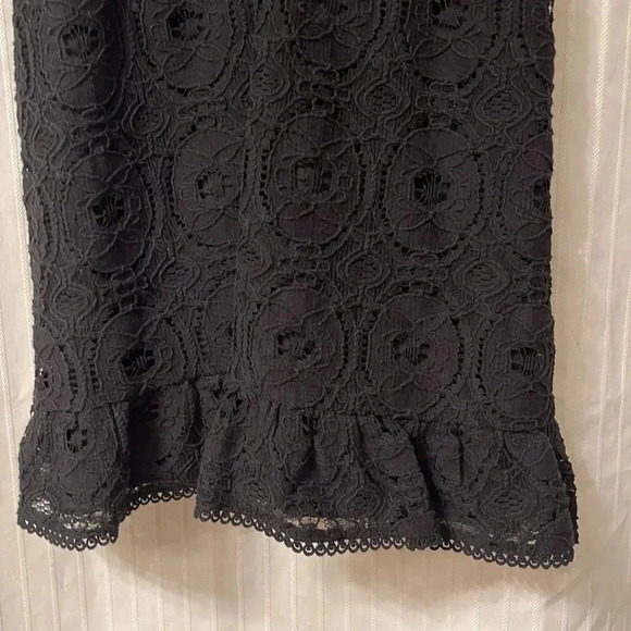 NWT!! Betsy Johnson - LACE SHORT FIT & FLARE DRESS - Black - Crochet Trim - S - Picture 5 of 7